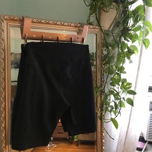 Black Girlfriend Collective Biker Shorts M